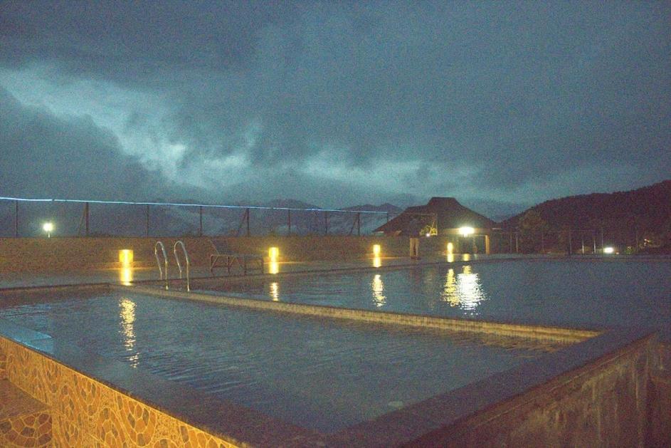 Misty Valley Resort Varagampadi Zewnętrze zdjęcie