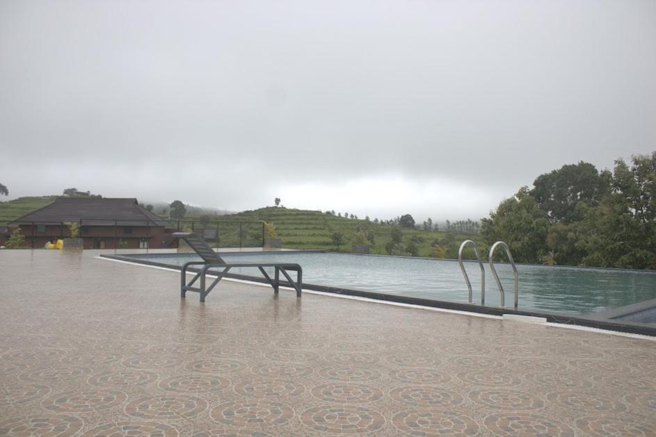 Misty Valley Resort Varagampadi Zewnętrze zdjęcie