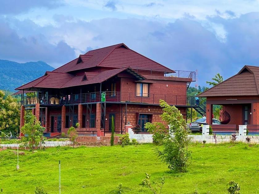 Misty Valley Resort Varagampadi Zewnętrze zdjęcie